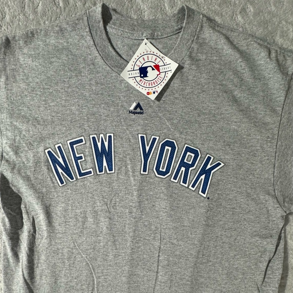 Majestic Gray New York Tee
